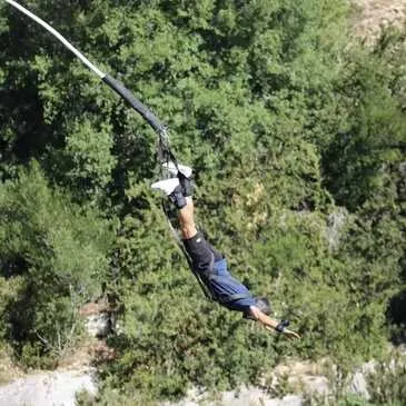 Saut à l’Élastique près de Cannes — saut à l'élastique à Trigance