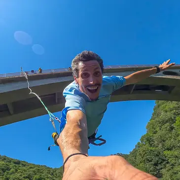 Saut à l'élastique près de Castres — saut à l'élastique à Vabre