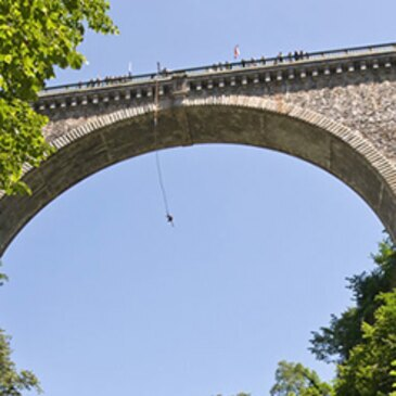 Saut à l’Élastique près de La Rochelle — saut à l'élastique à Breuil-Barret